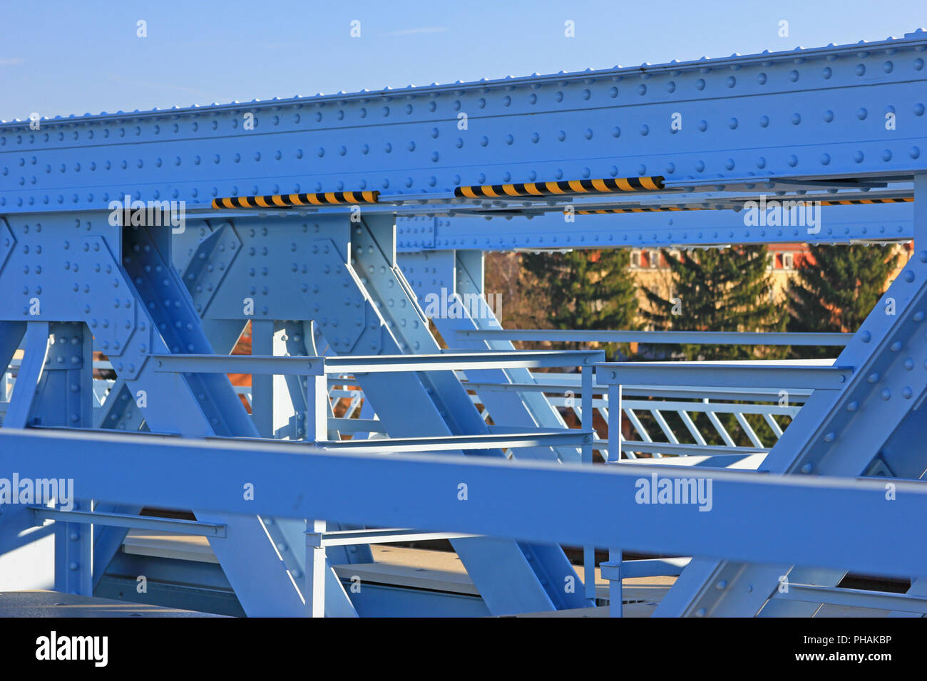 Steel riveted truss bridge hires stock photography and images Alamy