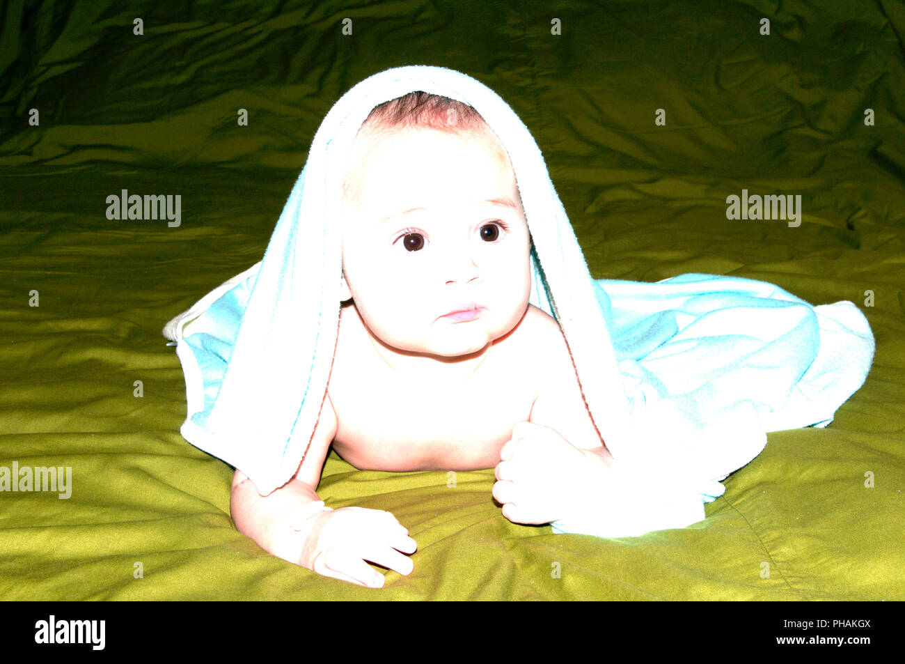 Bébé fille 6 MOIS Photo Stock - Alamy