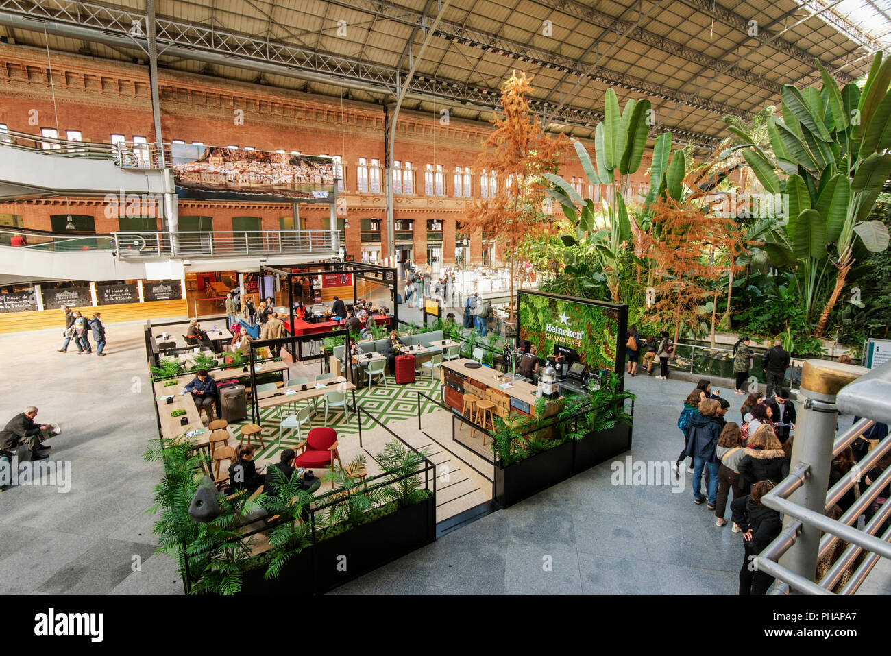 Estacion de madrid atocha hi-res stock photography and images - Alamy