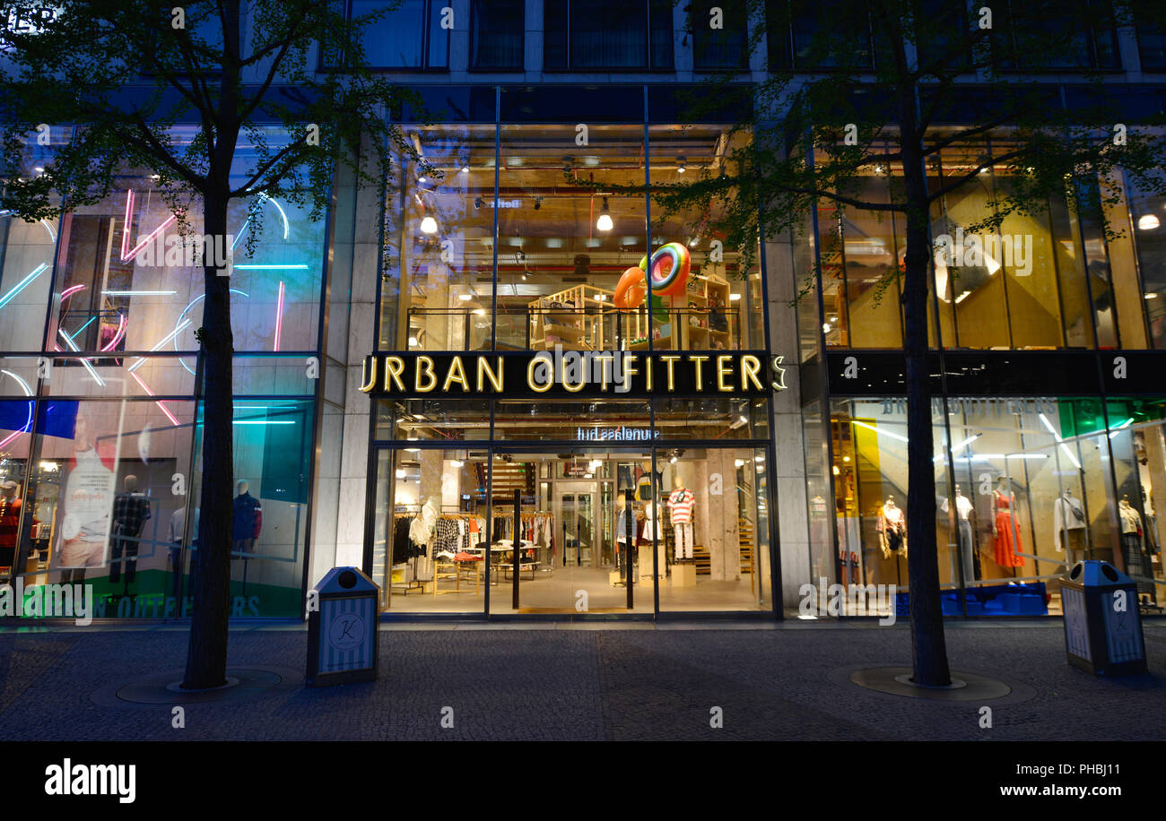 Urban Outfitters, Neues Kranzlereck, Kurfuerstendamm, Charlottenburg,  Berlin Deutschland Stock Photo - Alamy