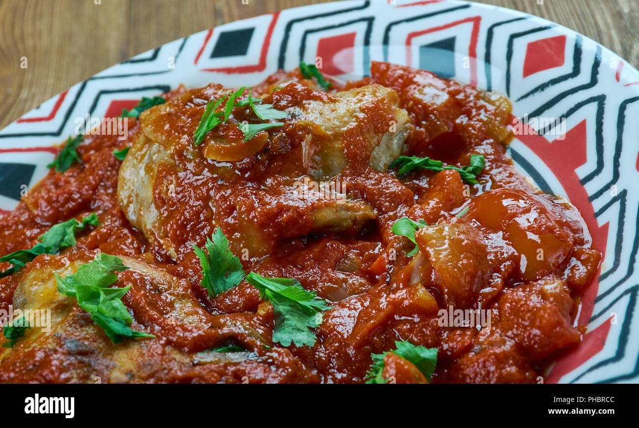 https://c8.alamy.com/comp/PHBRCC/lahori-red-chicken-karahi-PHBRCC.jpg