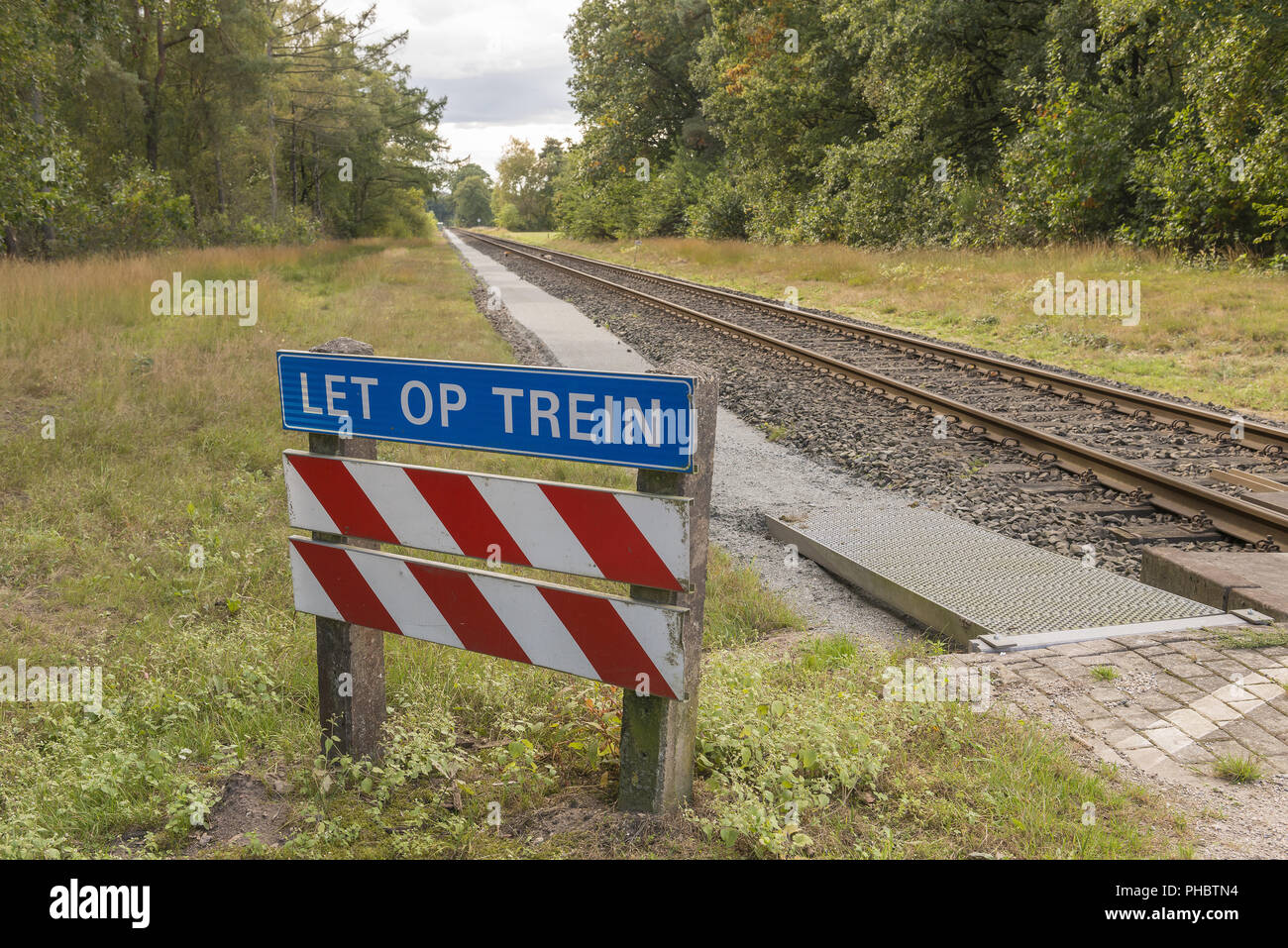 Unguarded Railroad Crossing High Resolution Stock Photography And Images Alamy