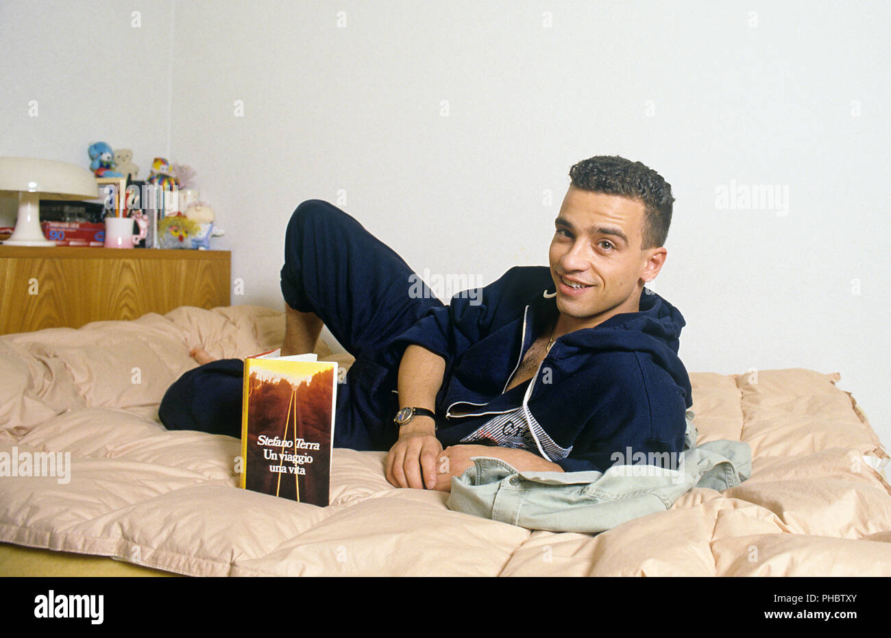 Eros Ramazzotti on 29.02.1987 in Mailand. | usage worldwide Stock Photo