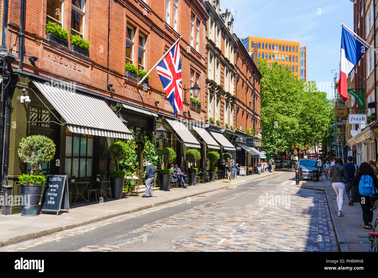 Monmouth Street, Covent Garden, London, England, United Kingdom, Europe Stock Photo