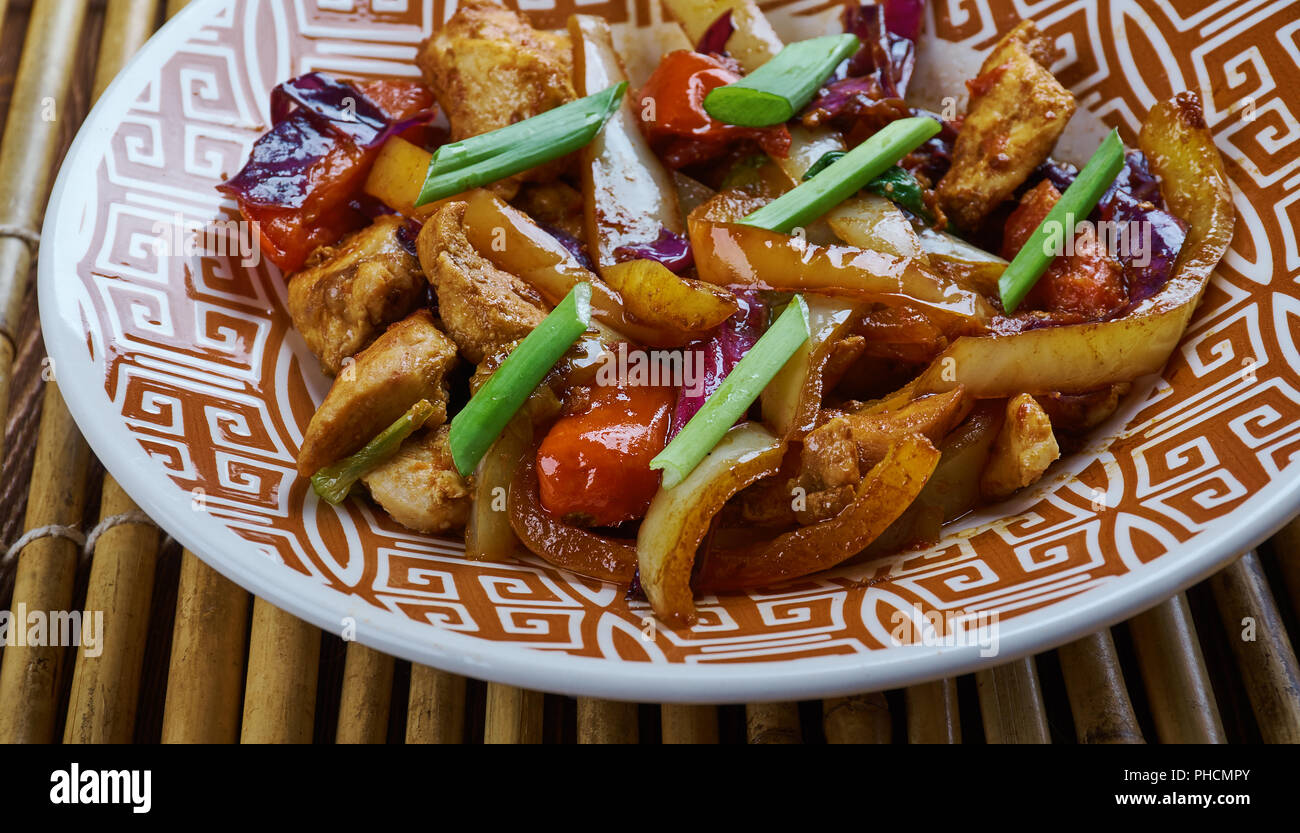 Chicken and Chinese Vegetable Stir-Fry Stock Photo