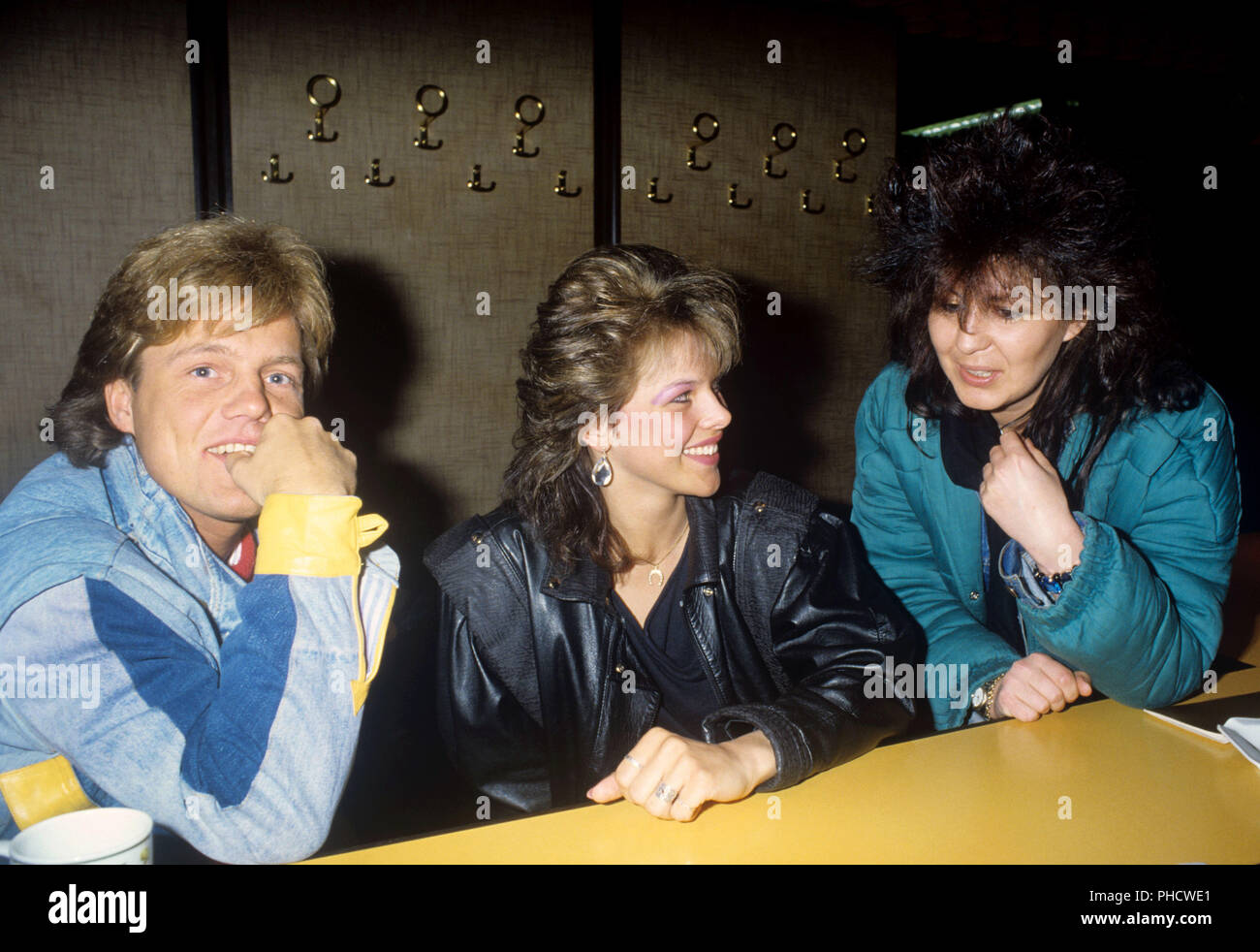 С. Си си кетч и модерн токинг. C. Cc catch 1994. Modern talking - the 1st album.