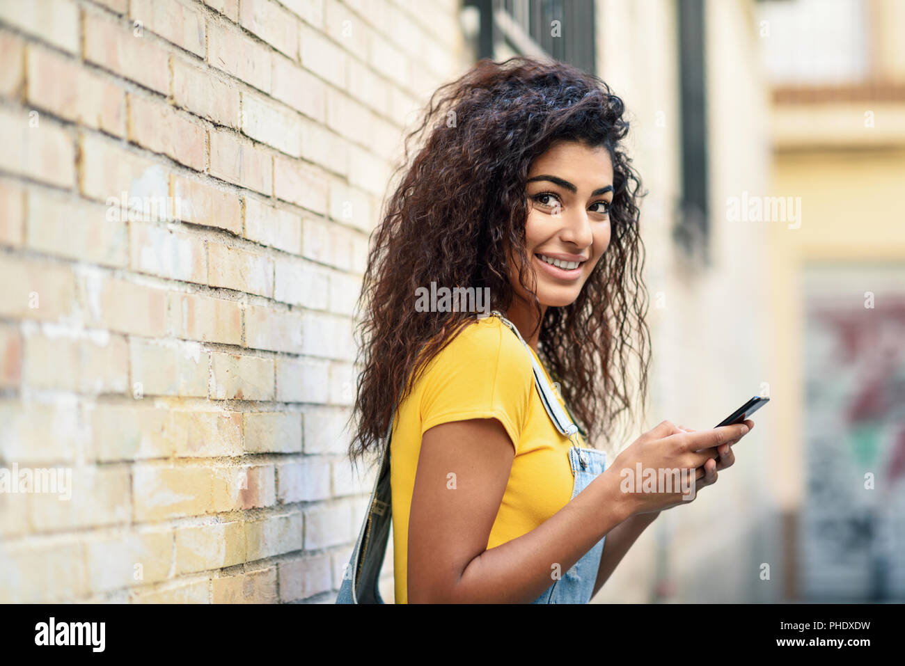 Arab Mobile Phone Stock Photos & Arab Mobile Phone Stock 