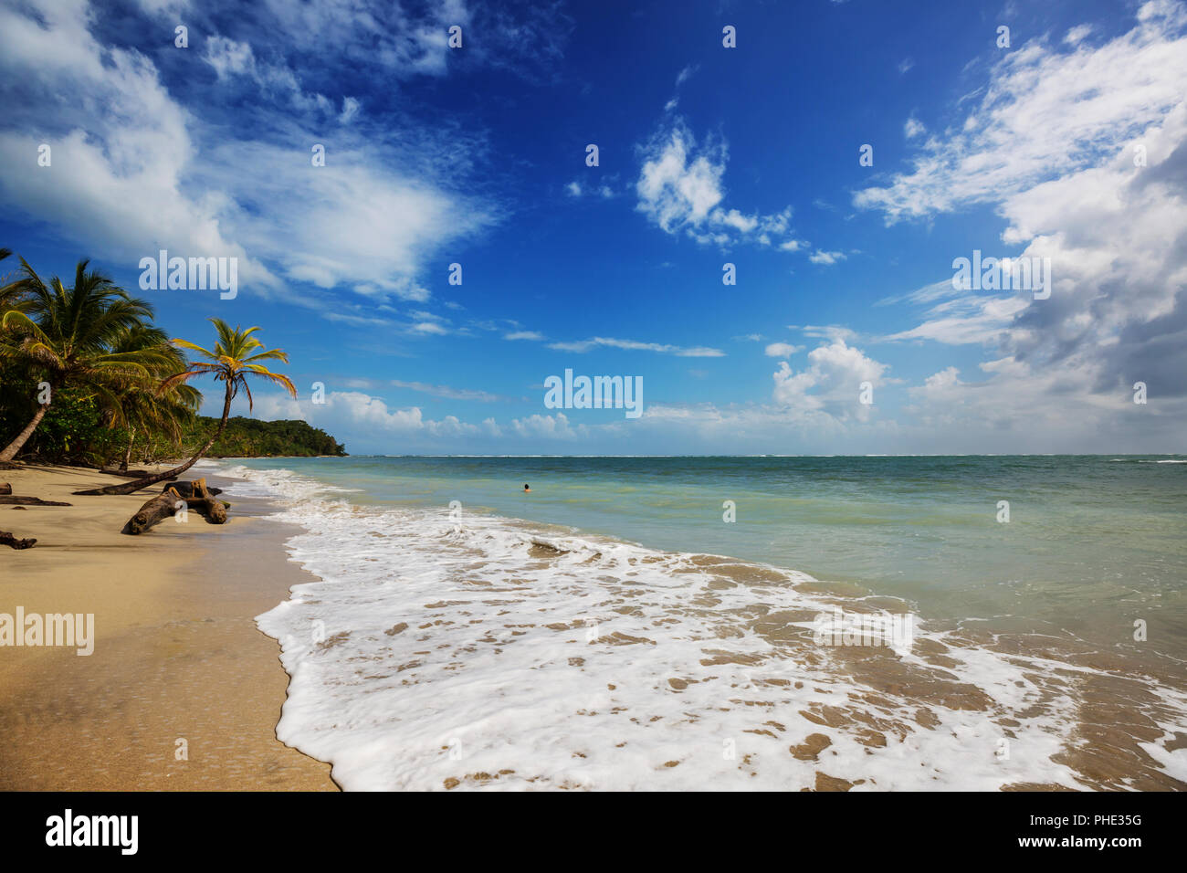 Now Coasta Rica Coast in Costa Rica Stock Photo - Alamy