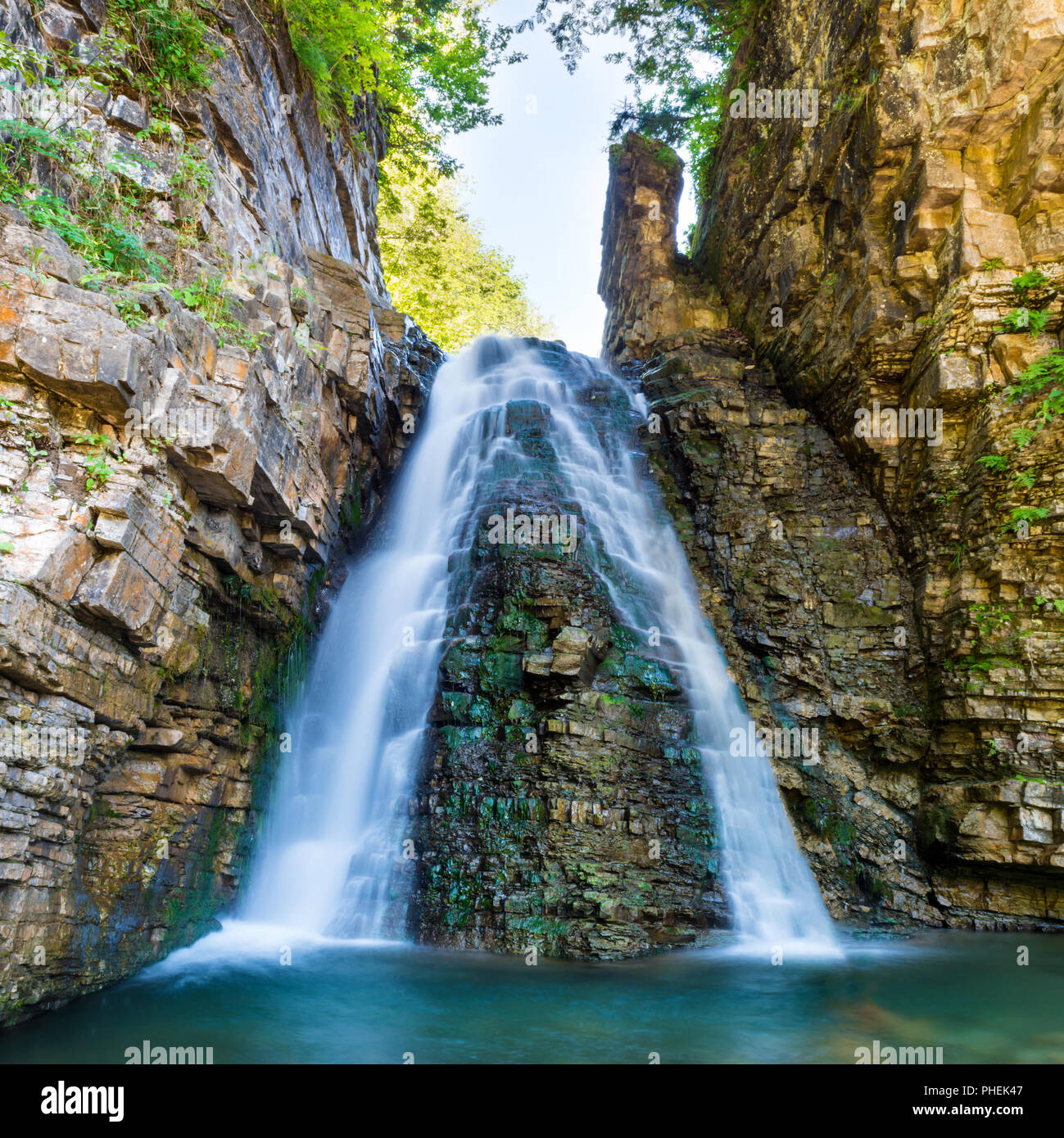 Beautiful waterfall in rocks hi-res stock photography and images - Alamy