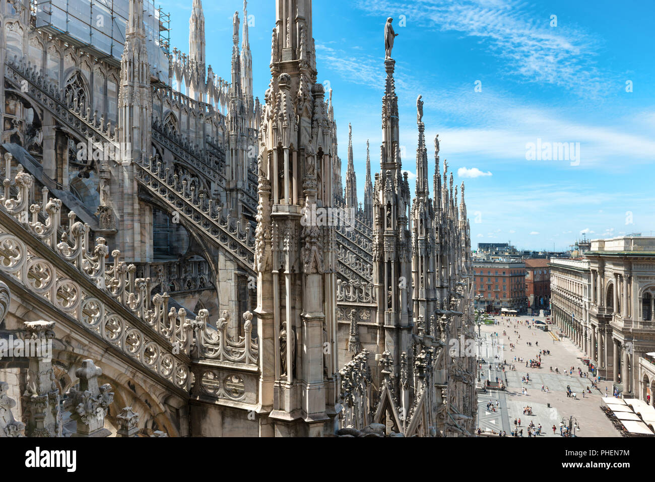 Statues on the roof of famous Milan Cathedral Duomo Stock Photo Alamy