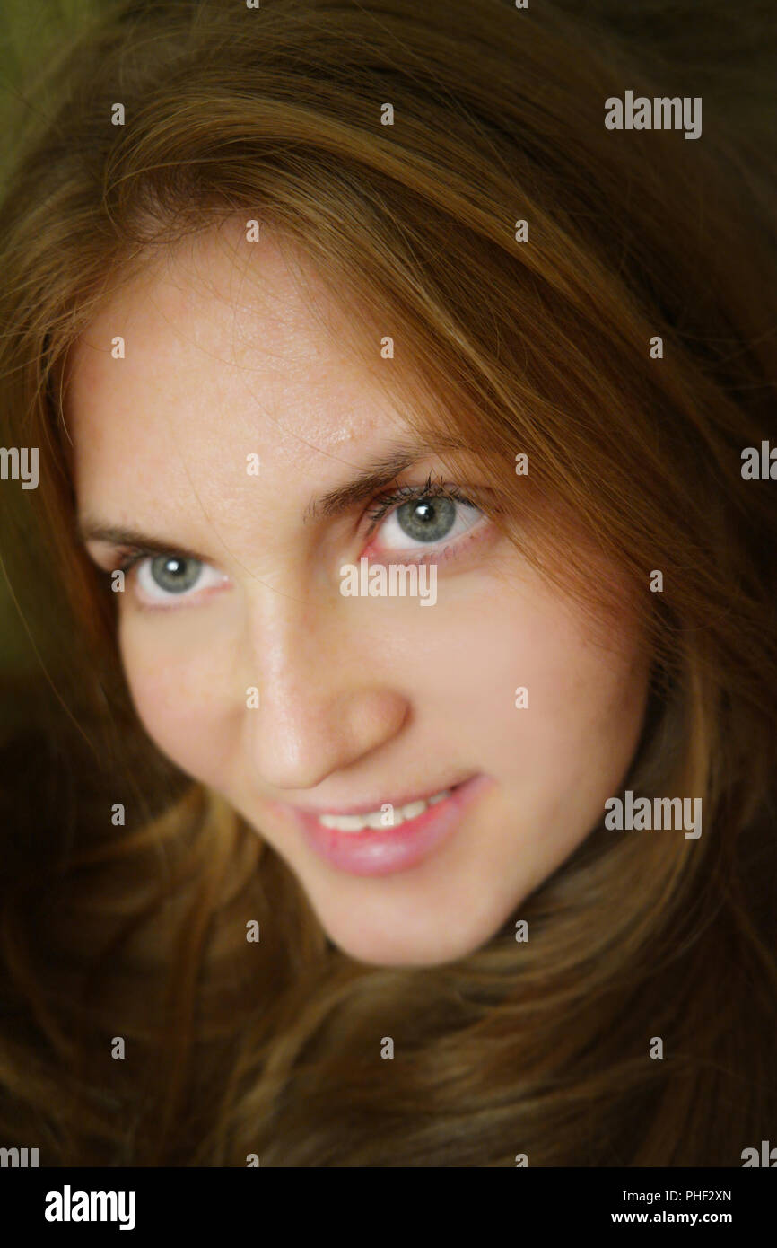 Woman red hair hi-res stock photography and images - Alamy