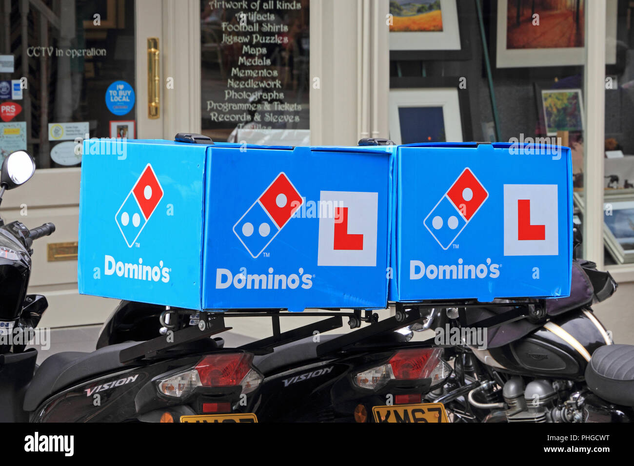 Dominos pizza delivery hi res stock photography and images alamy