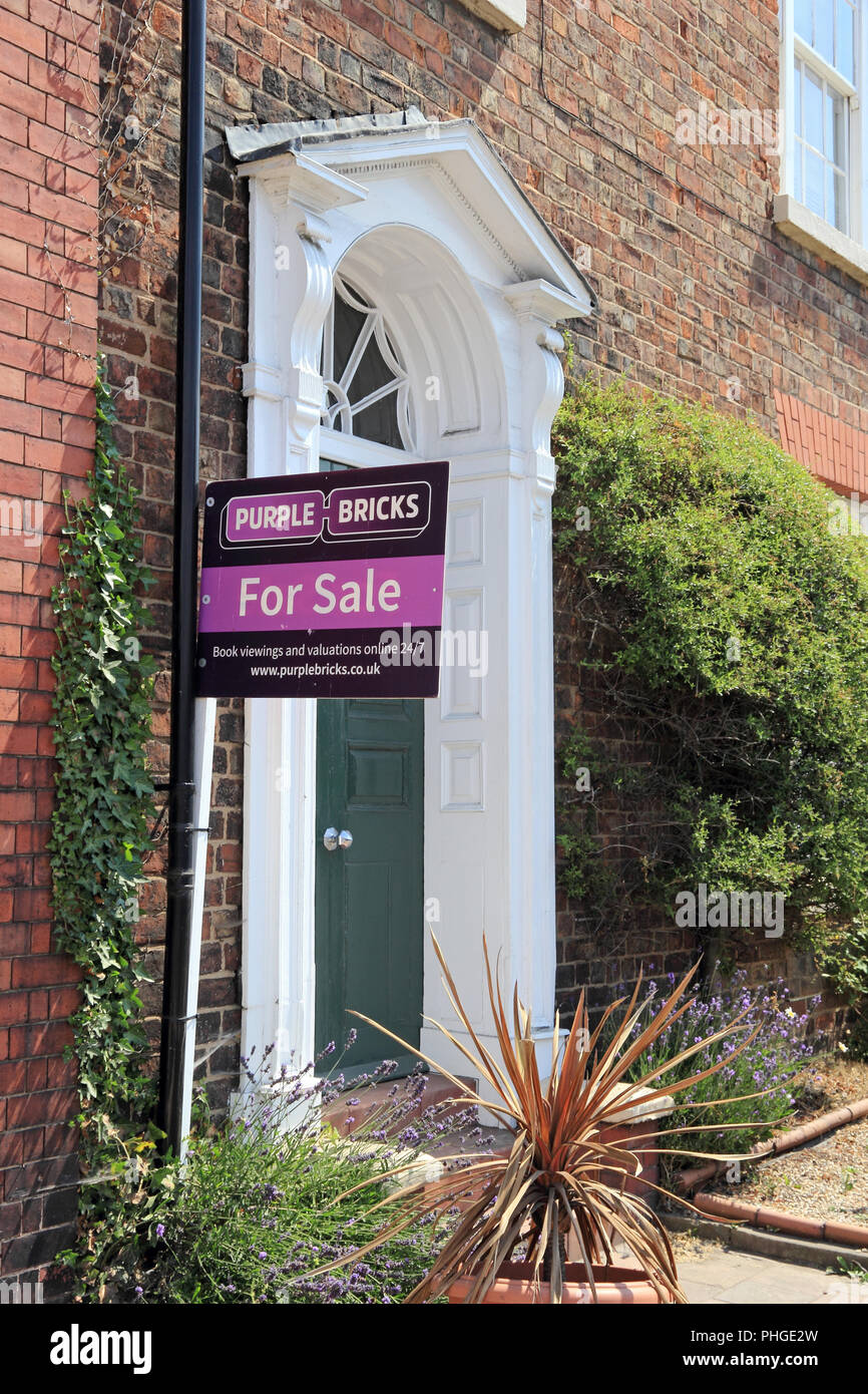 Purple bricks High Resolution Stock Photography and Images Alamy