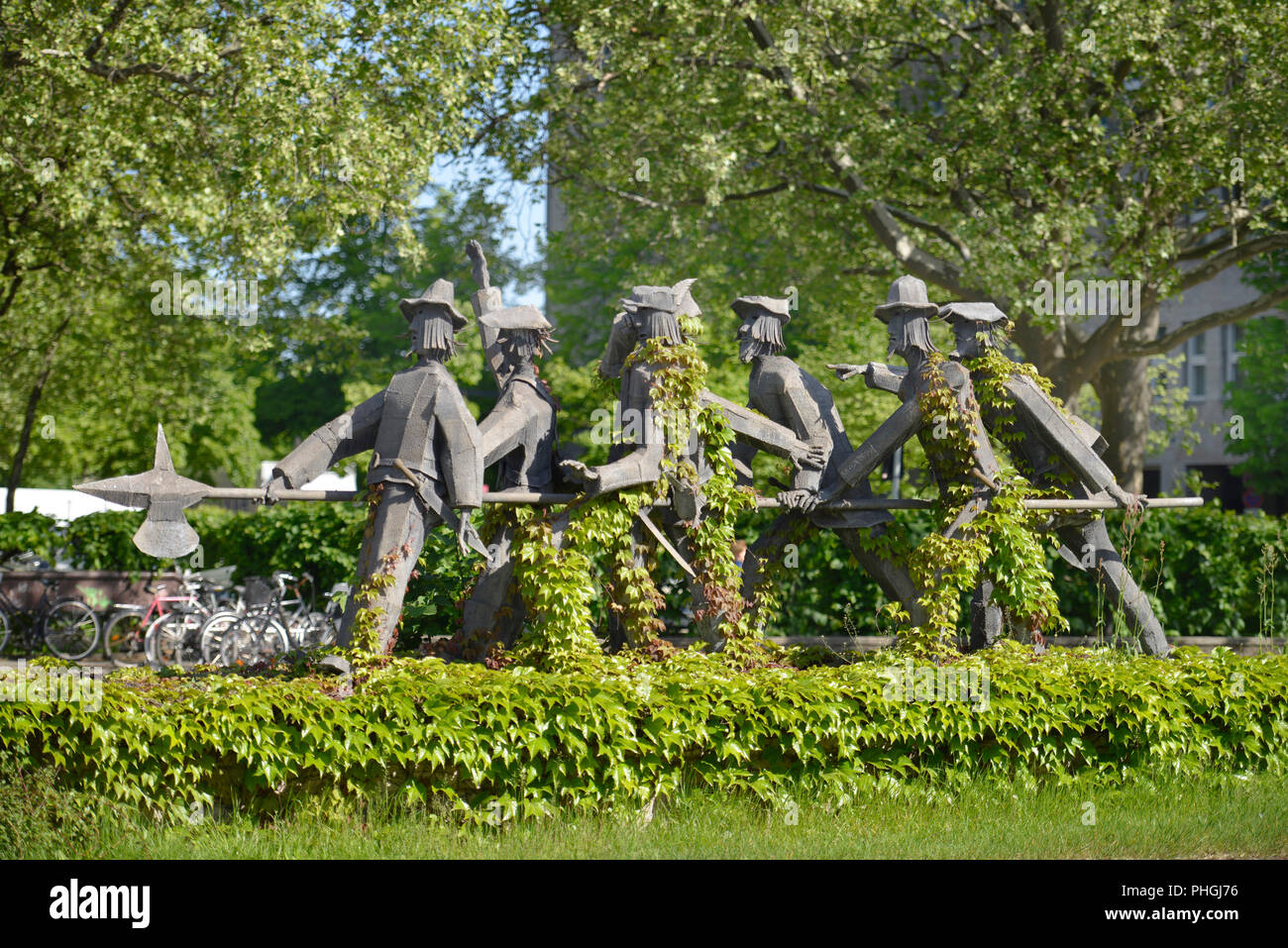 Skulptur 'Die Sieben Schwaben', Hohenzollerndamm, Fehrbelliner Platz, Wilmersdorf, Berlin, Deutschland Stock Photo