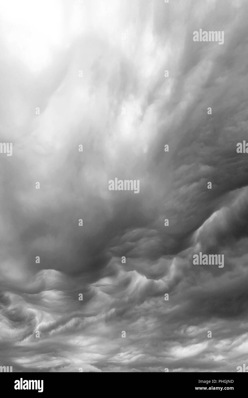 Mammary clouds Black and White Stock Photos & Images - Alamy