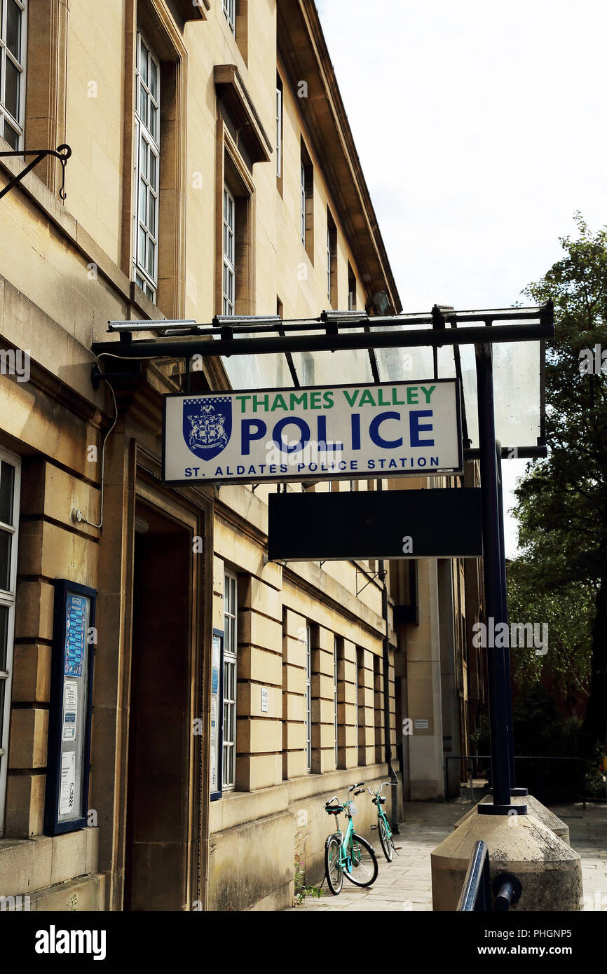 St aldates police station hires stock photography and images Alamy