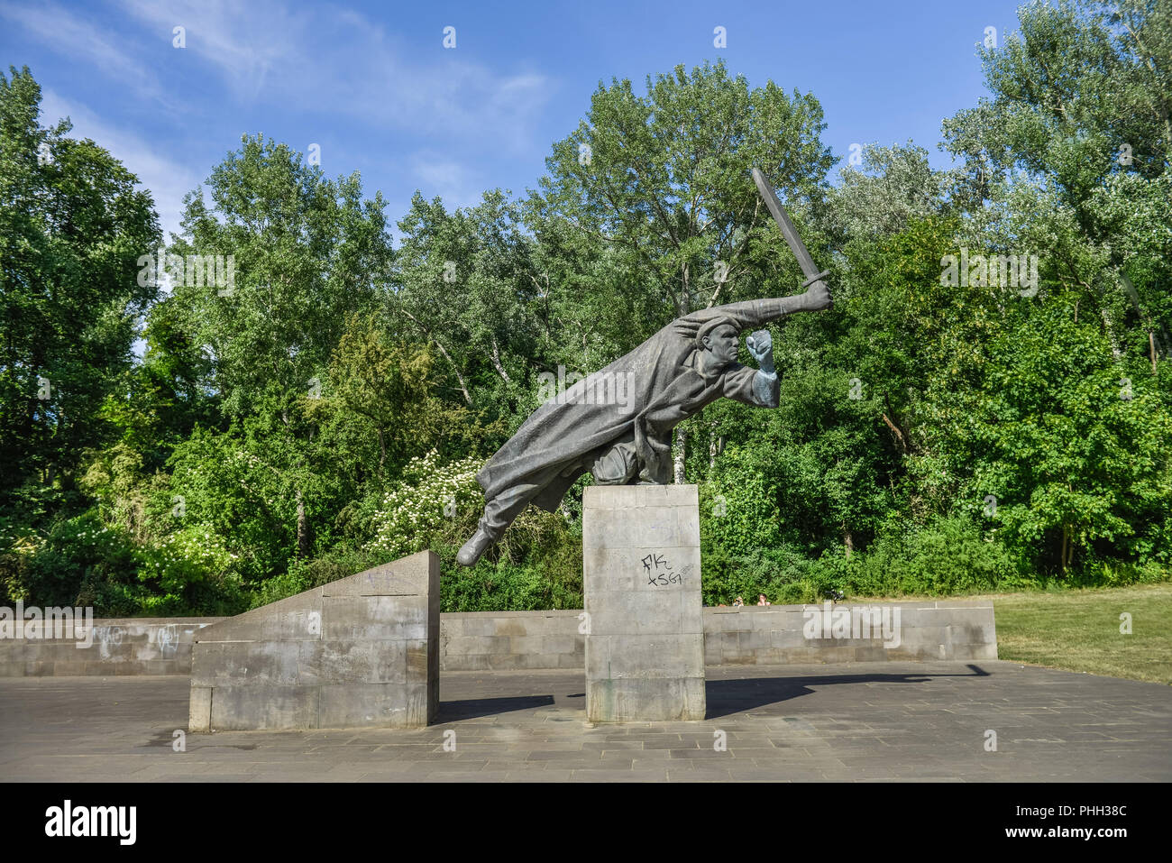 Gedenkstaette fuer die Interbrigadisten im Spanischen Buergerkrieg, Volkspark, Friedrichshain, Berlin, Deutschland Stock Photo