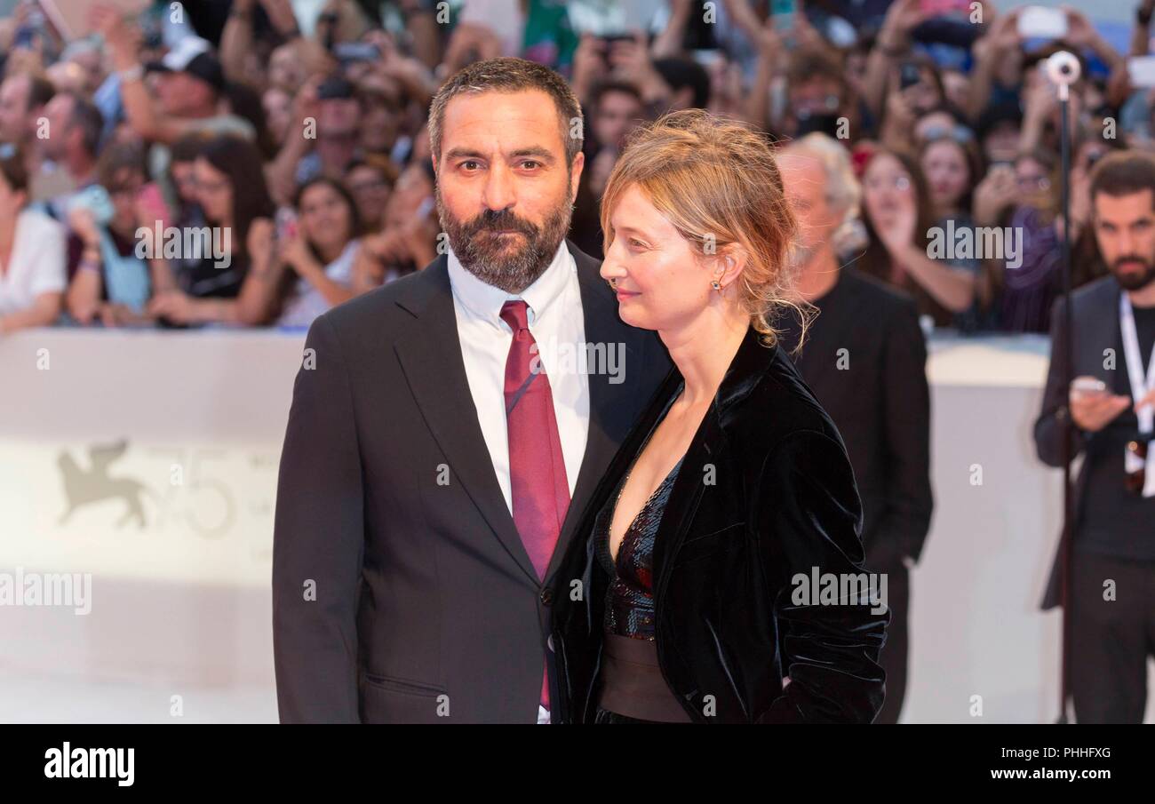 FILM PRIVATA REGIA SAVERIO COSTANZO SCARICARE