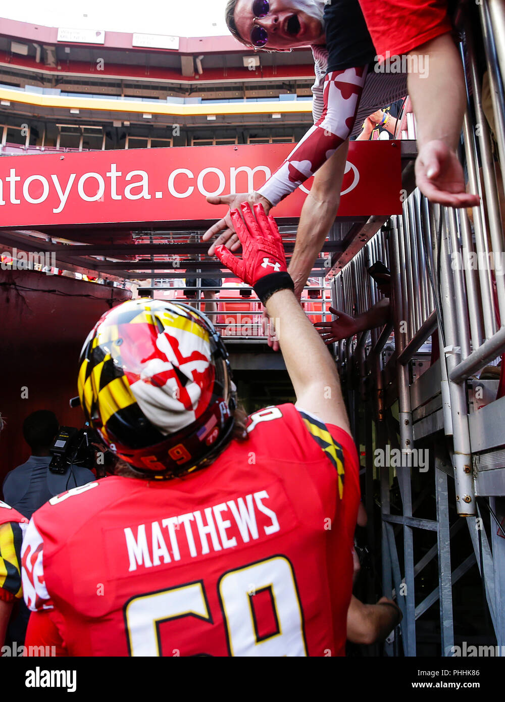 September 1, 2018: University of Maryland Terrapins OL #69 Gabriel Matthews gives a high five to fans after a NCAA football game between the University of Maryland Terrapins and the Texas Longhorns at Fedex Field in Washington, DC Justin Cooper/CSM Stock Photo