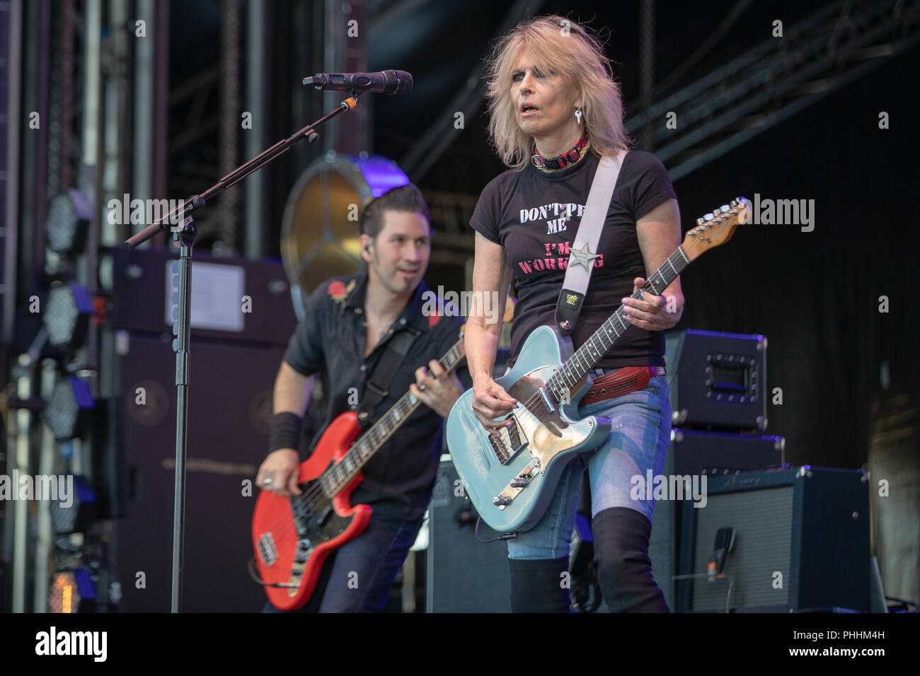 Jim kerr chrissie hynde hi-res stock photography and images - Alamy