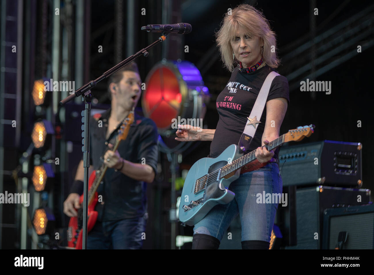 Jim kerr chrissie hynde hi-res stock photography and images - Alamy