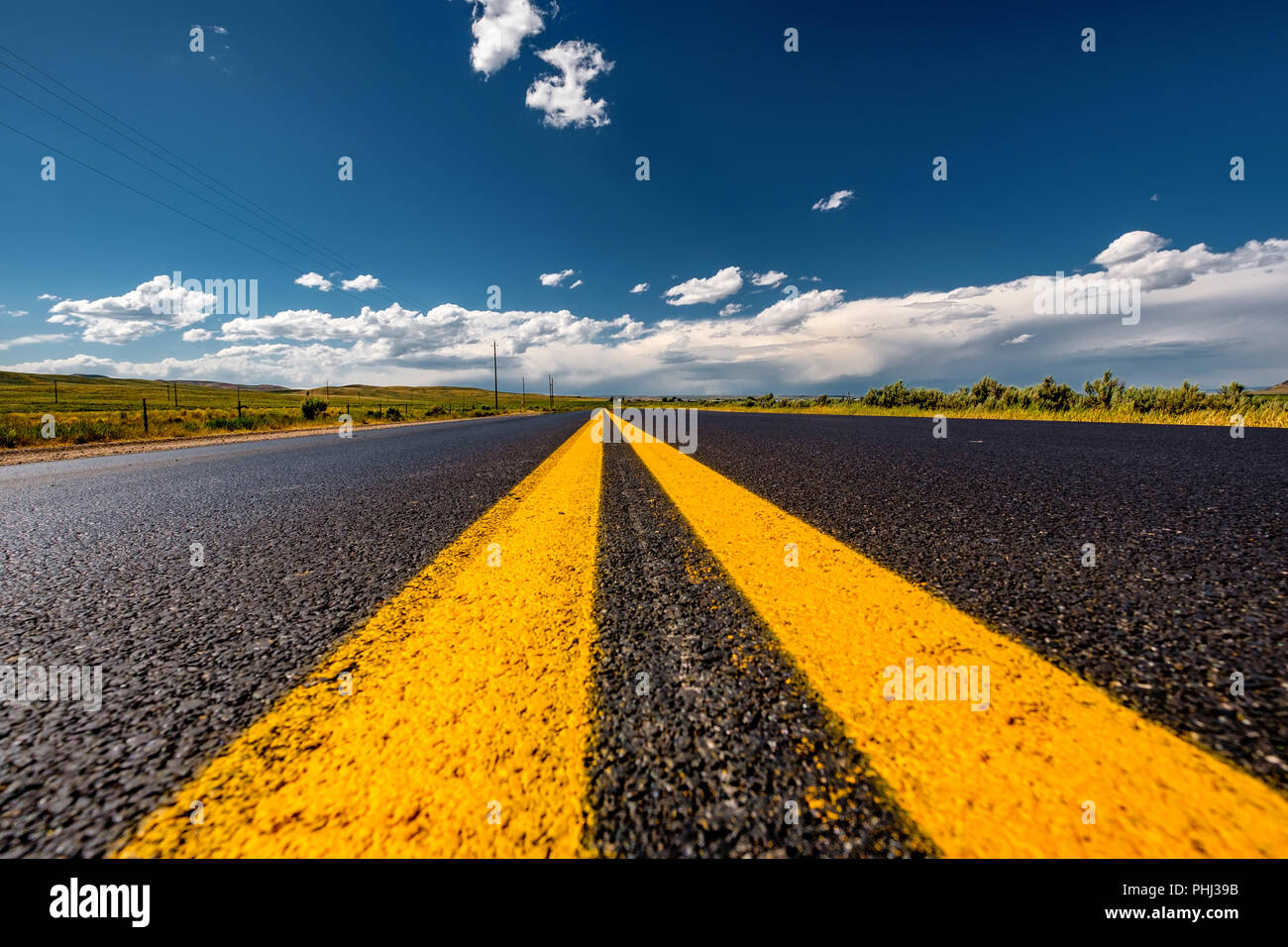 Wide highway shoulder hi-res stock photography and images - Alamy