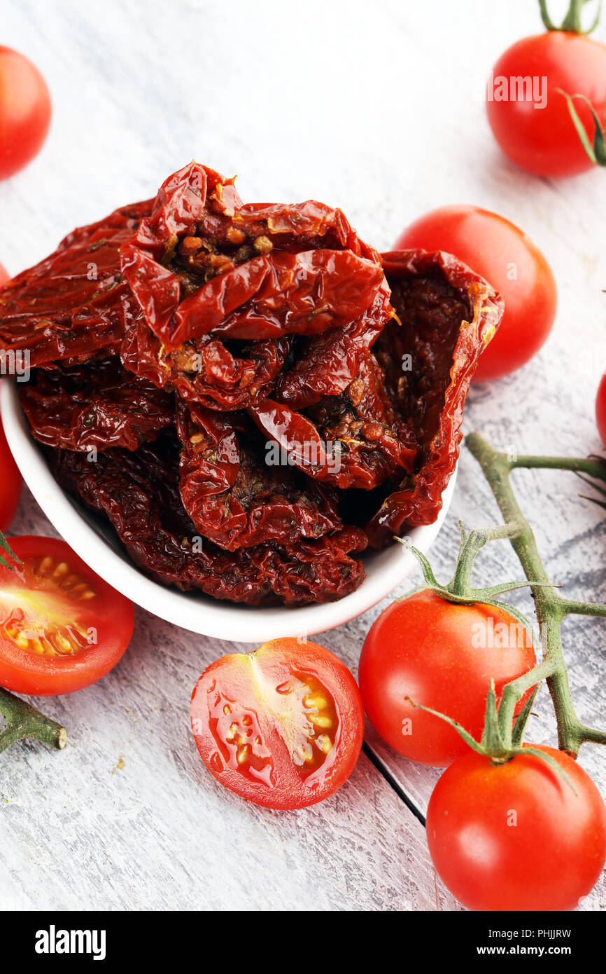 Sun dried tomatoes. tomato halves sundried Stock Photo Alamy