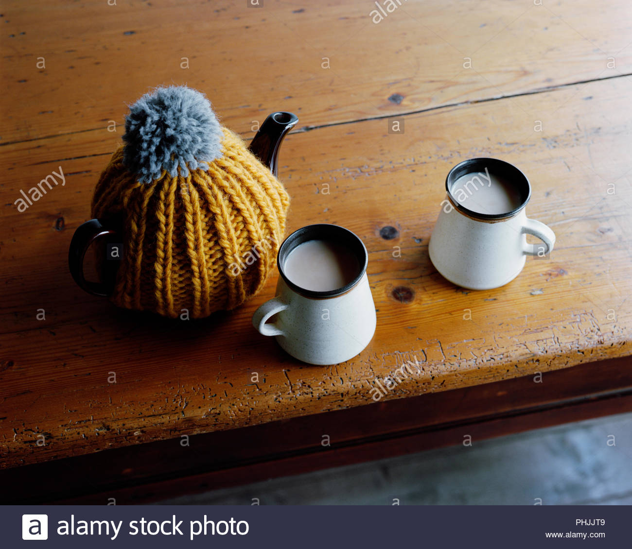 Tea Kettle Stock Photos & Tea Kettle Stock Images Alamy