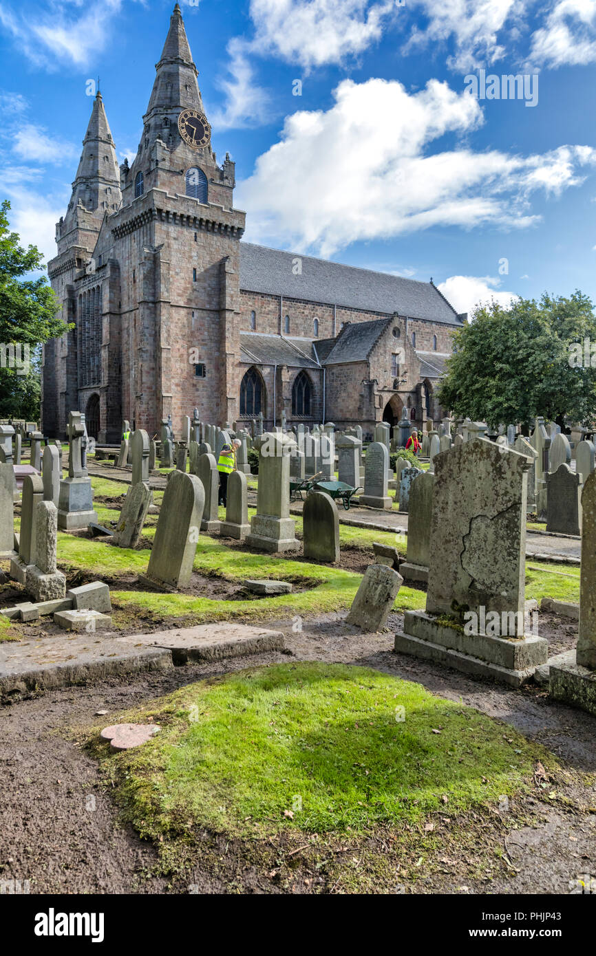 St machar cathedral aberdeen hi-res stock photography and images - Alamy