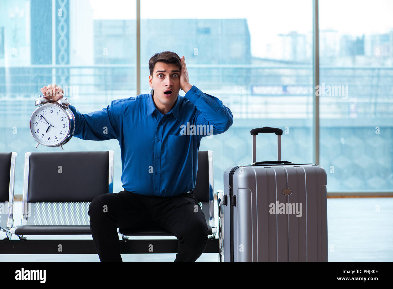 Clock passenger waiting room in hi-res stock photography and images - Alamy