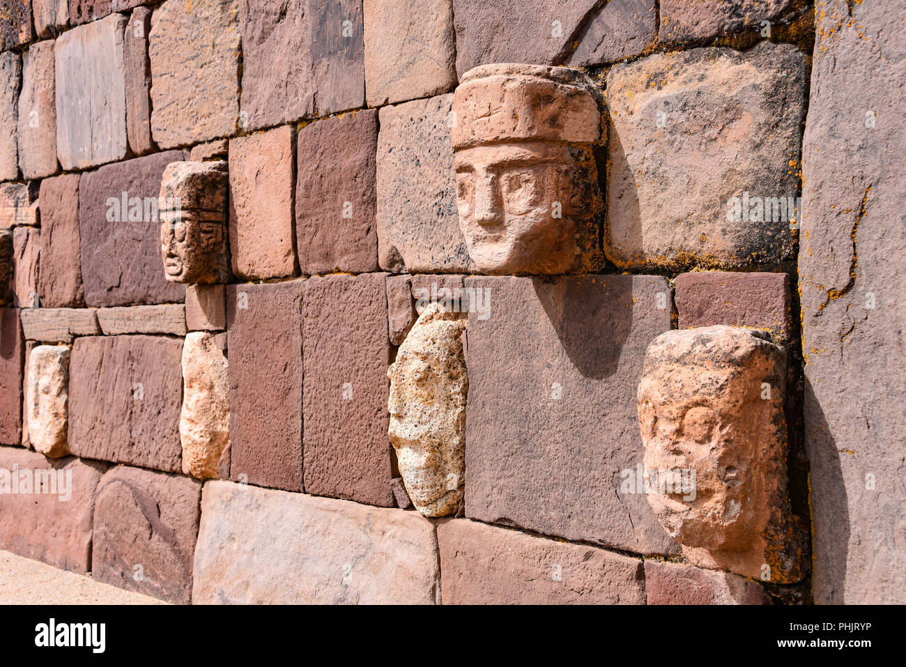Face tiahuanaco hi-res stock photography and images - Alamy