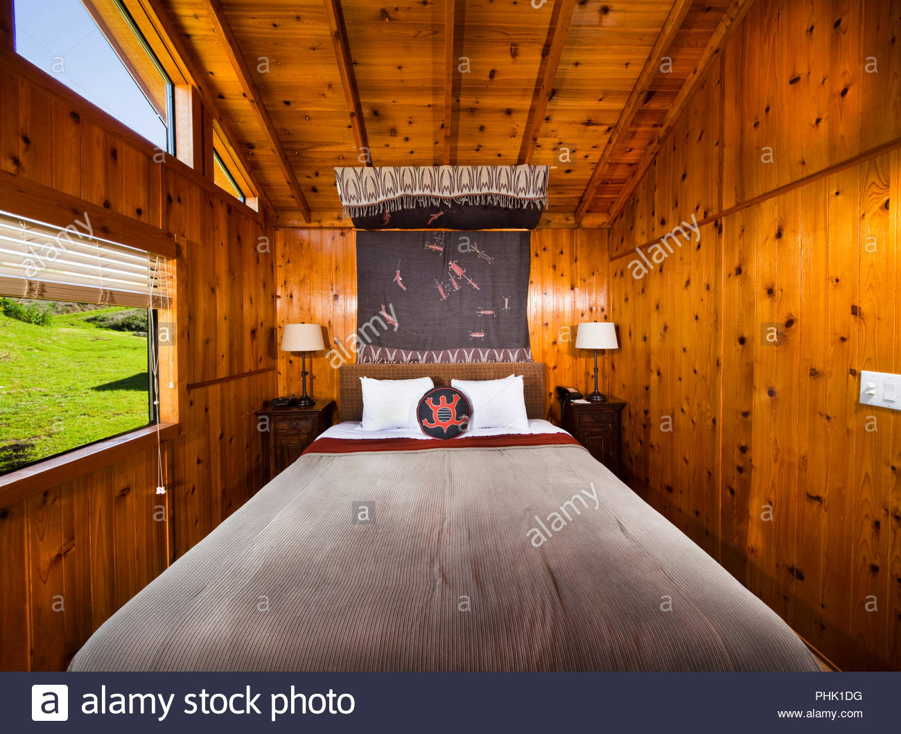 Wood Cabin Bed Stock Photos Wood Cabin Bed Stock Images Alamy