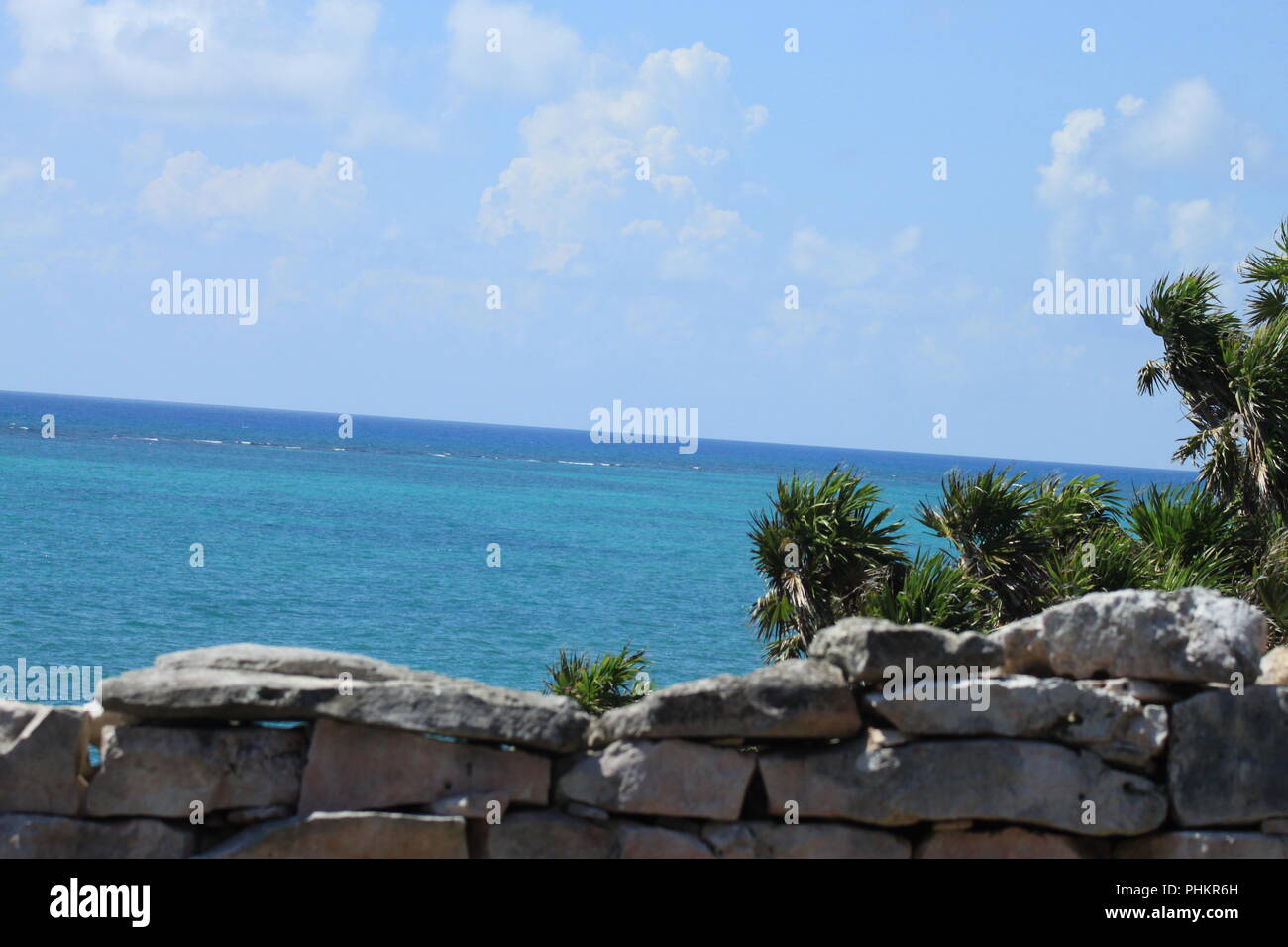 Paradise tropical resort hi-res stock photography and images - Alamy