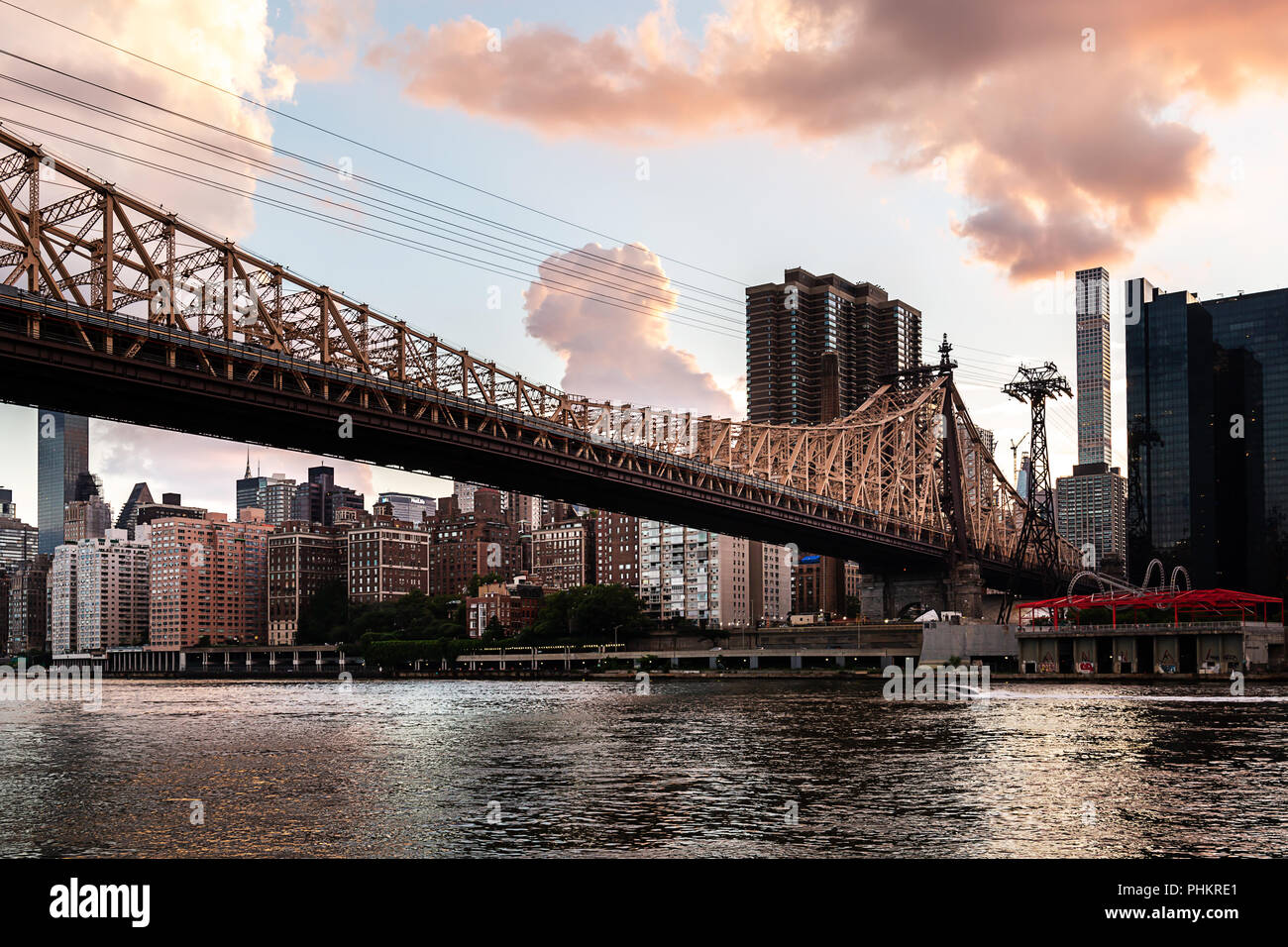 Midtown manhattan view hi-res stock photography and images - Alamy