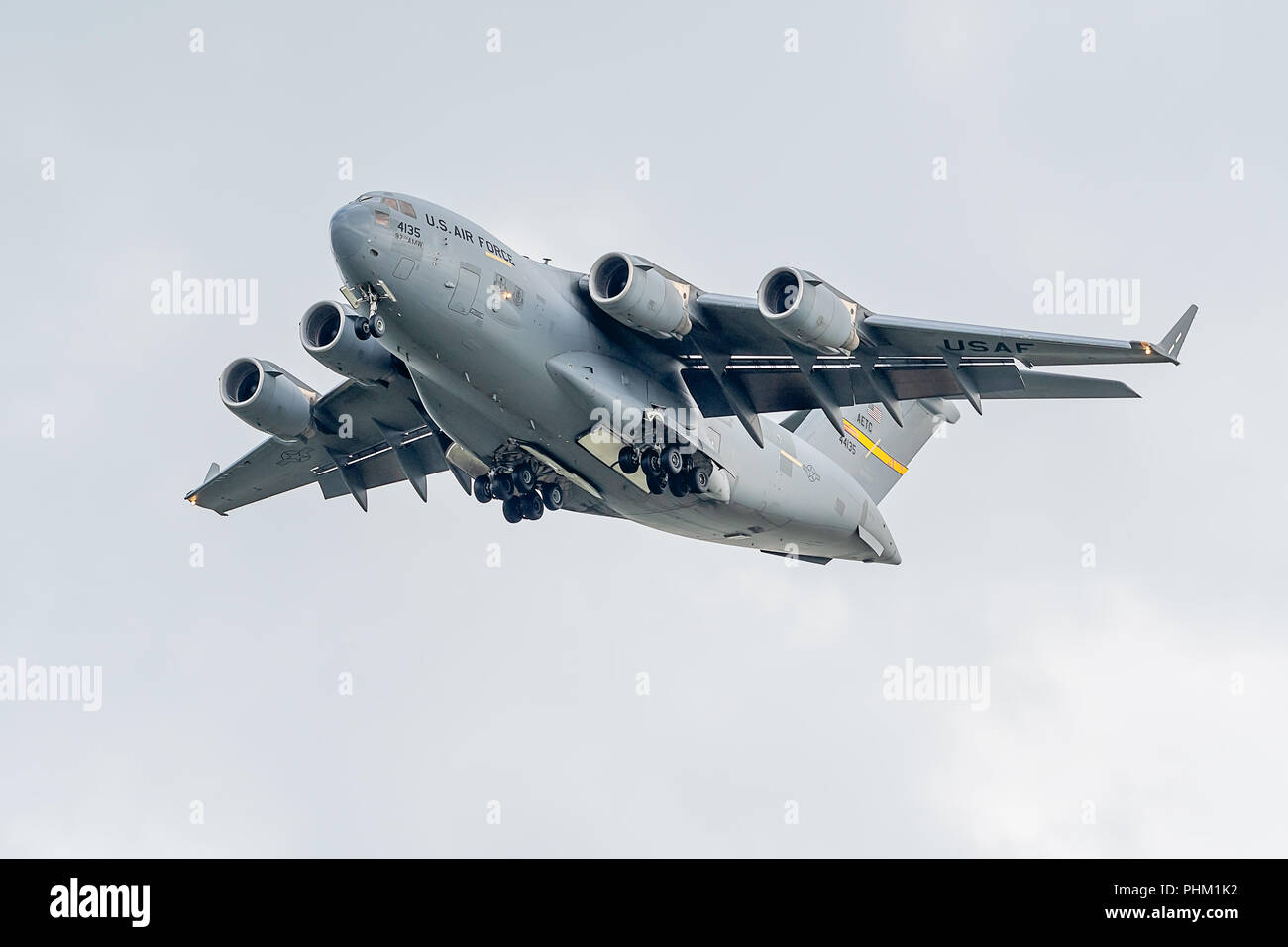 C17 Landing Gear Hi res Stock Photography And Images Alamy c17-landing-gear-hi-res-stock-photography-and-images-alamy