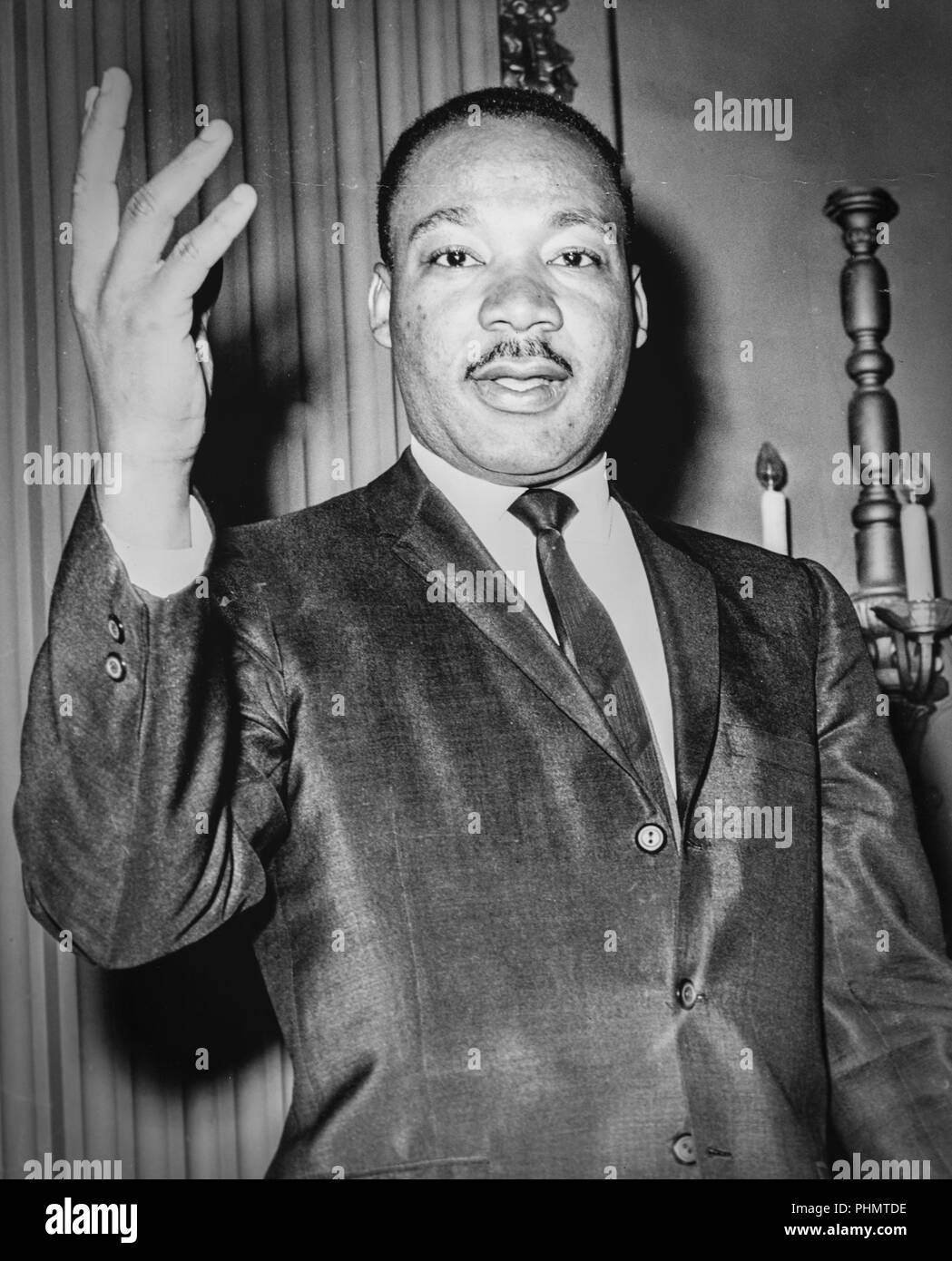 Martin luther king nobel peace prize Black and White Stock Photos ...