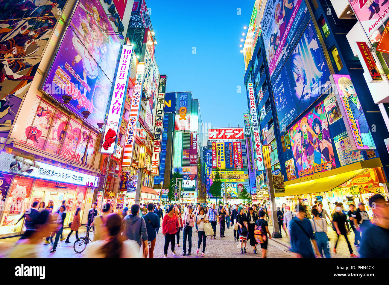 Electric billboard hires stock photography and images Alamy