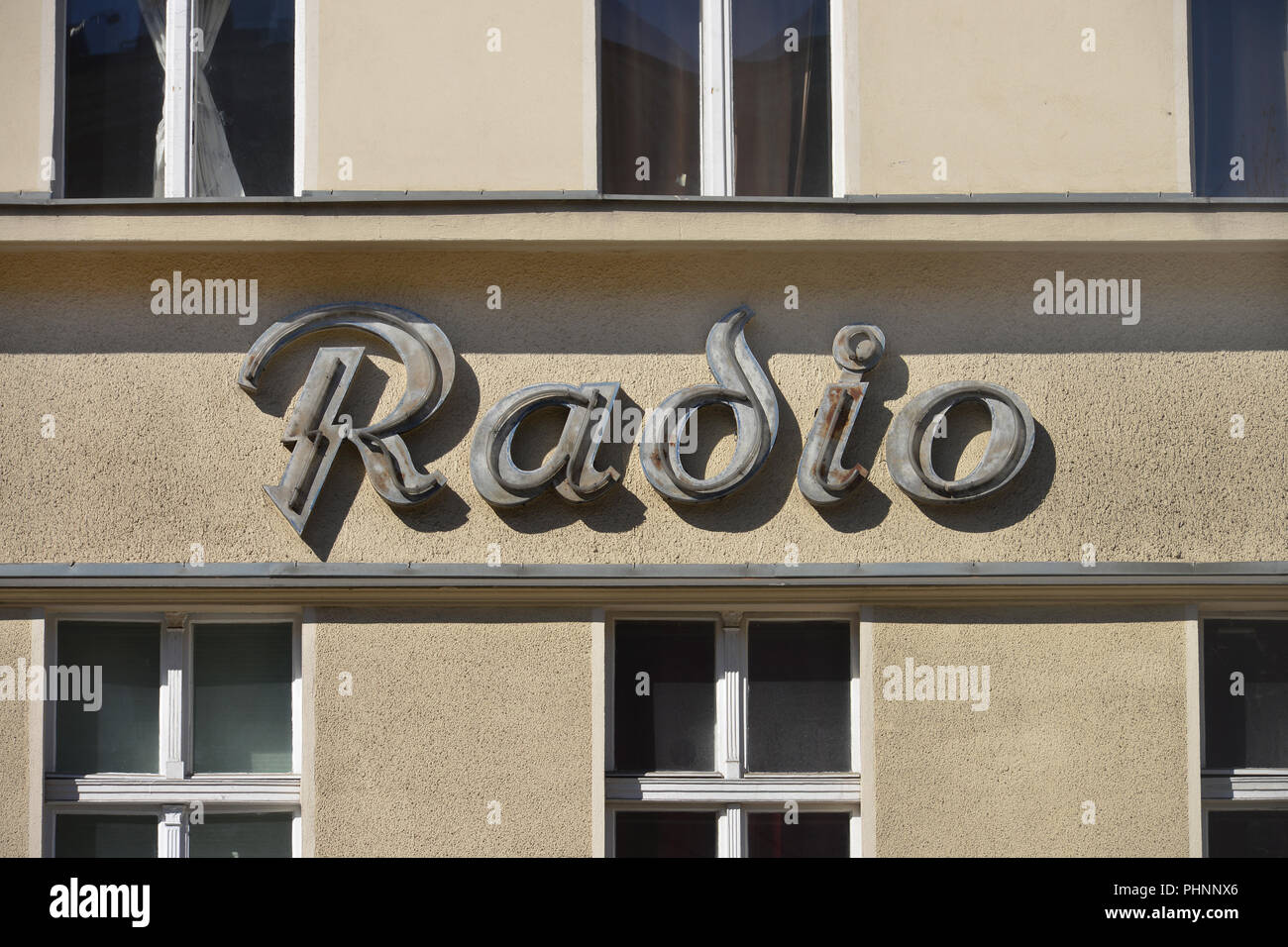 Alte Radio Werbung, Potsdamer Strasse, Schoeneberg, Berlin, Deutschland Stock Photo