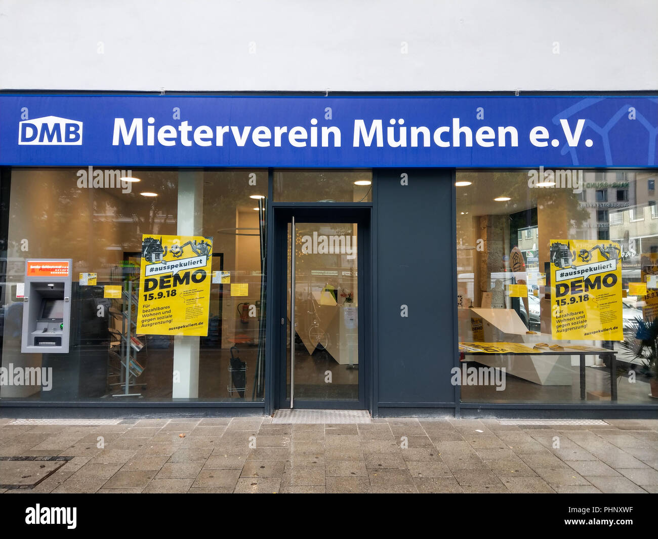 August 31, 2018 - Munich, Bavaria, Germany - Photo of the Munich Renter Association (Mieterverein Muenchen e.V.) with posters for the coming Ausspekuliert demonstration against the increasingly difficult situation faced by many in all social classes regarding obtaining housing in the city.  ''Ausspekuliert'' means ''speculated out'' by the speculators, which, in the case of 30,000+ affordable apartments, were sold to speculators, thus shooting up the rental costs. (Credit Image: © Sachelle Babbar/ZUMA Wire) Stock Photo