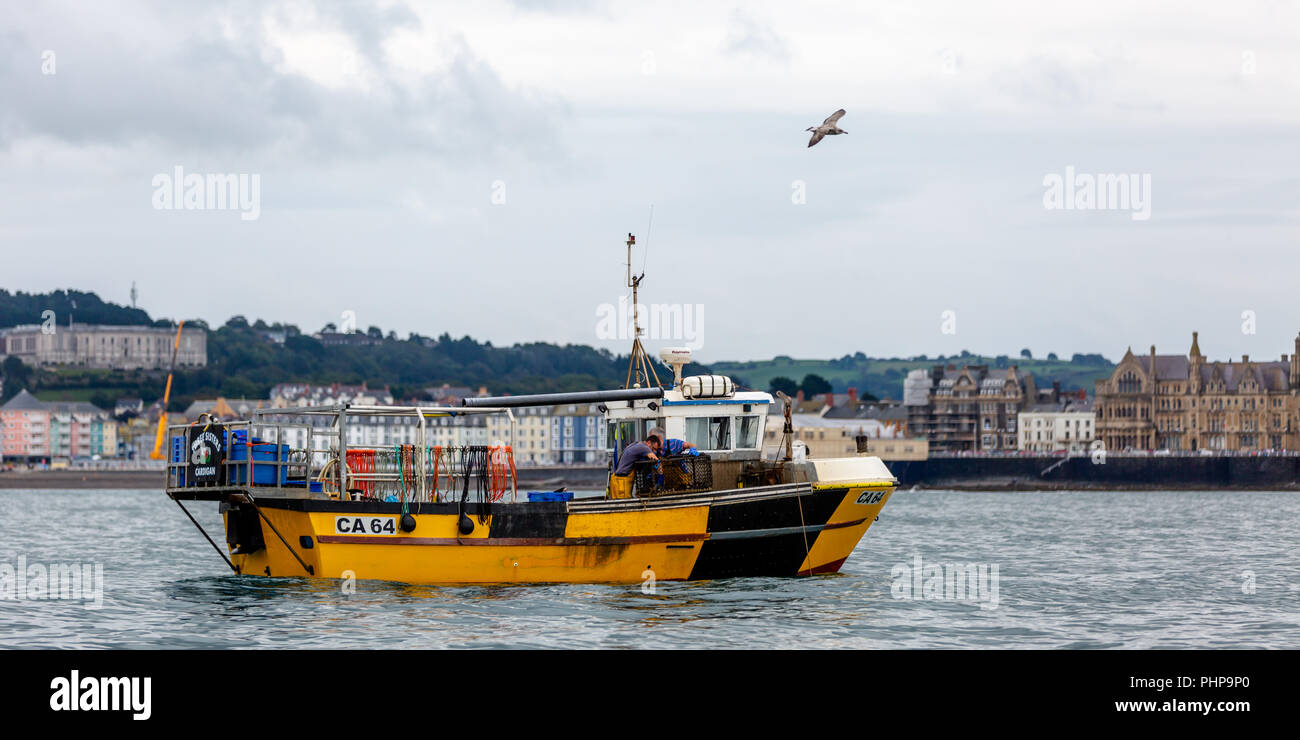 Cardigan Bay, Aberystwyth, Ceredigion, Wales, UK 02nd September 2018 UK Weather: Cloudy day with outbreaks of sunshine along Cardigan Bay, as local fishermen go about their business on the west coast of Aberystwyth. © Ian Jones/Alamy Live News Stock Photo