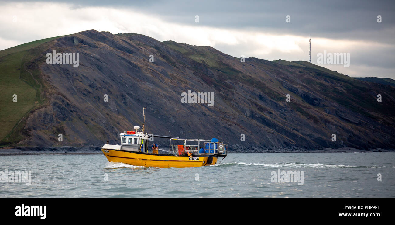 Cardigan Bay, Aberystwyth, Ceredigion, Wales, UK 02nd September 2018 UK Weather: Cloudy day with outbreaks of sunshine along Cardigan Bay, as local fishermen go about their business on the west coast of Aberystwyth. © Ian Jones/Alamy Live News Stock Photo