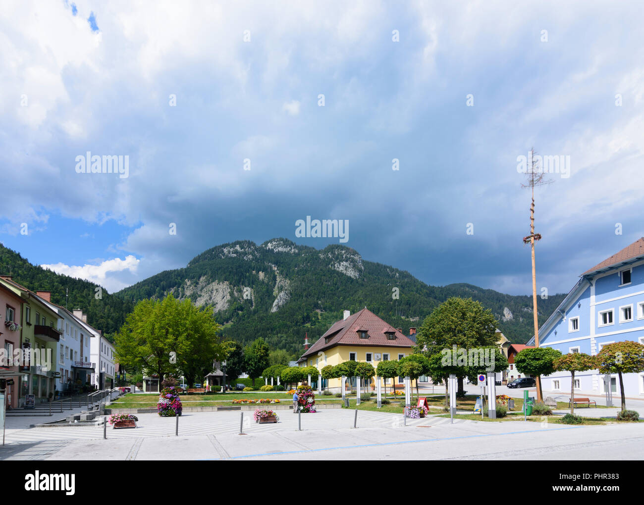 Stainach: square Hauptplatz, Schladming-Dachstein, Steiermark, Styria, Austria Stock Photo