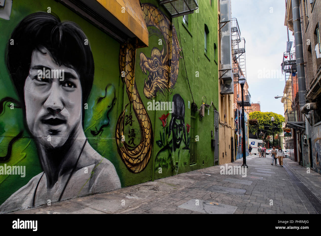 A mural of Bruce Lee in the Chinatown area of San Francisco, California  Stock Photo - Alamy
