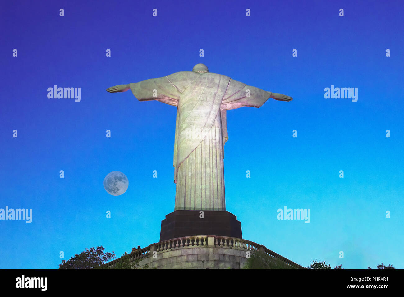 christ the redeemer moon