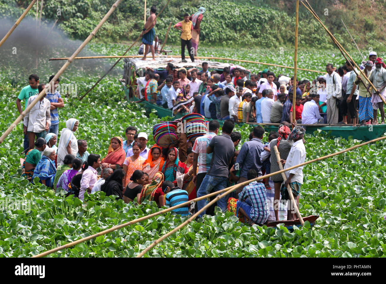Brahmaputra river pollution hi-res stock photography and images - Alamy