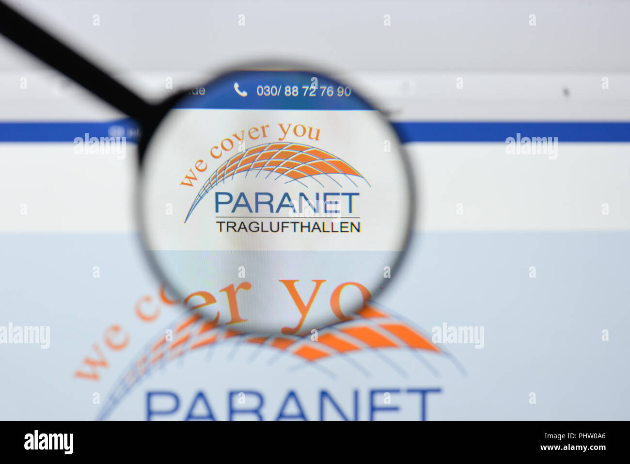 Milan, Italy - August 20, 2018: PARANET-Deutschland website homepage. PARANET-Deutschland logo visible. Stock Photo