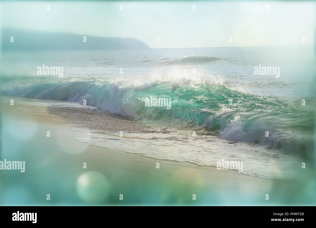 Hawaiian beach hi-res stock photography and images - Alamy