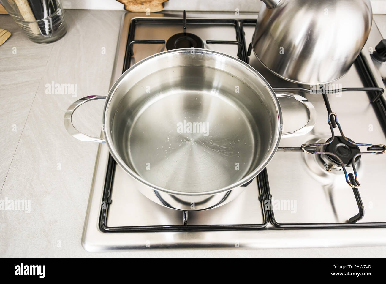 Pot boiling water steam hires stock photography and images Alamy