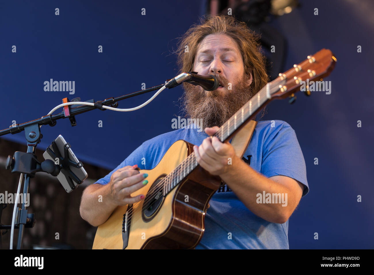 Mike love hi-res stock photography and images - Alamy