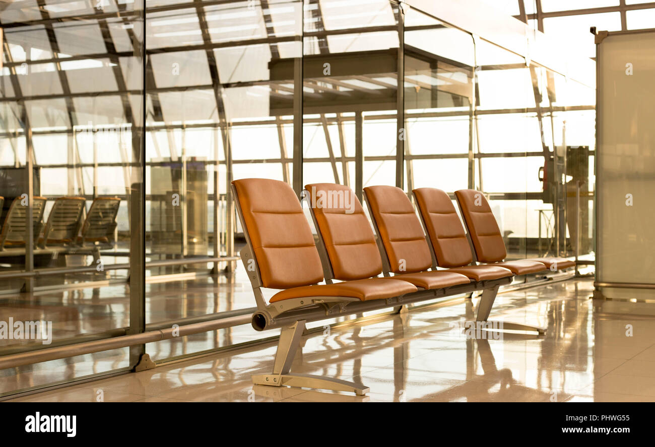 Airport in waiting room background hi-res stock photography and images ...